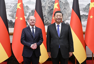 Olaf Scholz discută cu Xi Jinping, la finalul unei vizite de trei zile în China, despre o ”pace dreaptă” în Ucraina