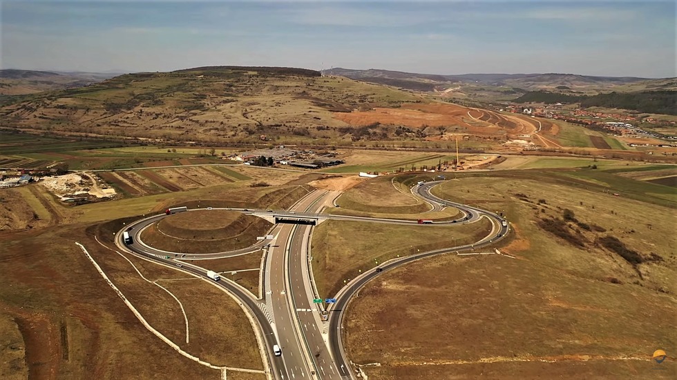 Zi istorică pentru Cluj. Încep lucrările la metrou, se inaugurează un nou terminal la aeroport şi se semnează contractul pentru viaductele spre Zalău