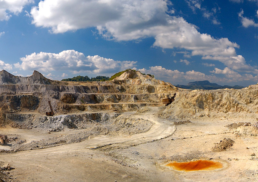 Agenţia Naţională pentru Resurse Minerale a refuzat prelungirea licenţei de concesiune pentru exploatarea minereurilor auro-argentifere de la Roşia Montană