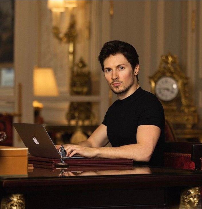 Pavel Durov a fost plasat sub control judiciar, dar trebuie să plătească o cauţiune de 5 milioane de euro