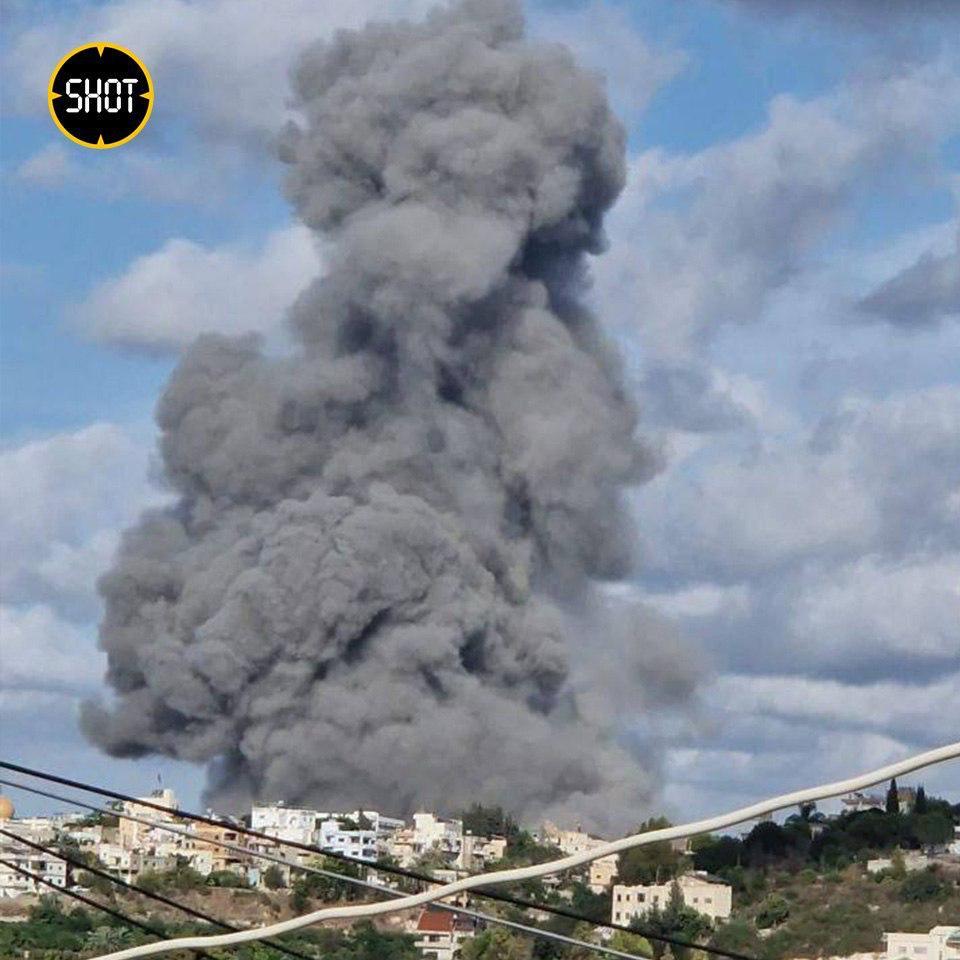 VIDEO. Atac israelian asupra Beirutului după ce Hezbollah a atacat Israelul cu 150 de rachete din Liban. Cine era ţinta?