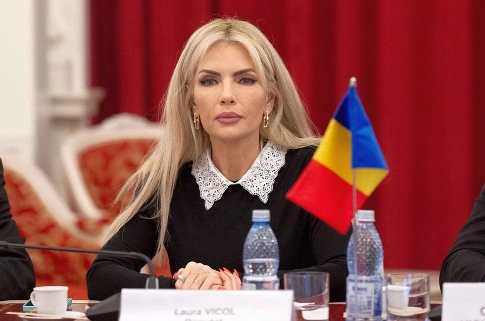 Deputata Laura Vicol a demisionat şi din PSD, după ce a renunţat la şefia Comisiei juridice. Ea acuză un „linşaj mediatic” şi o „campanie de denigrare”