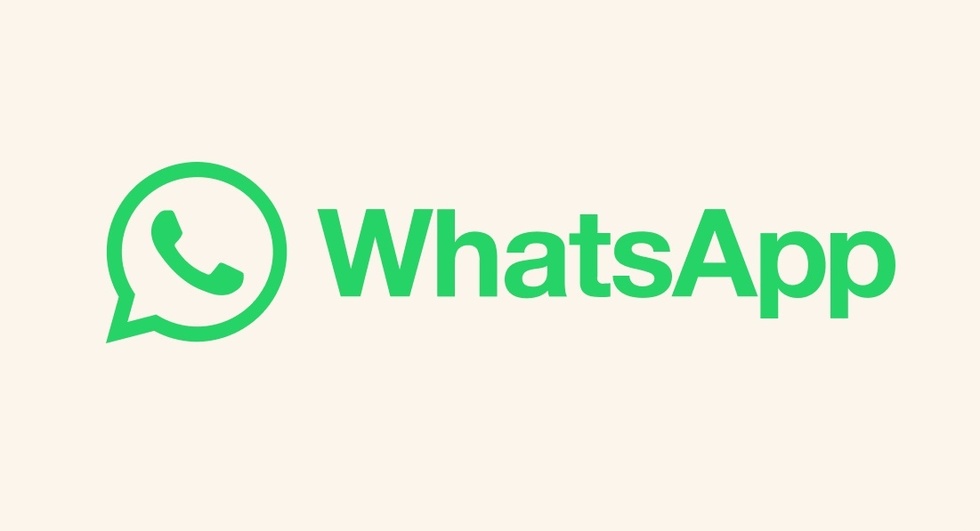 WhatsApp transcrie mesajele vocale