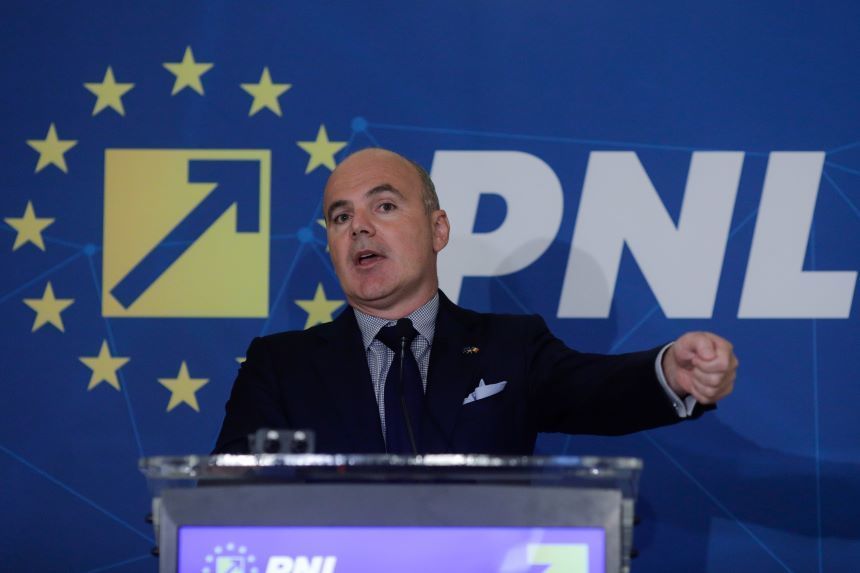 Rareş Bogdan susţine intrarea PNL în opoziţie: Să ne ducem iar în braţele PSD înseamnă că nu am învăţat nimic şi că suntem complet cretini