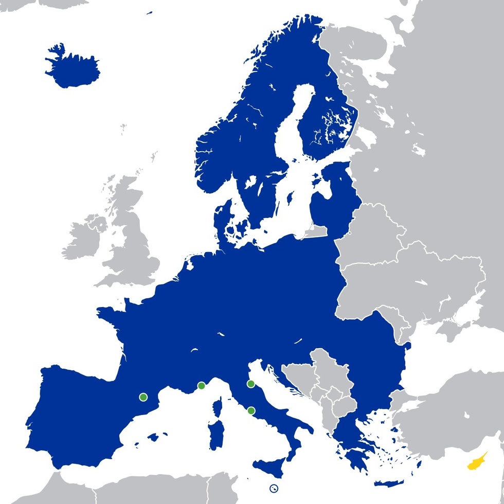 Românii pot circula liber şi pe rutele terestre în Spaţiul Schengen. În ce condiţii mai pot face controale poliţiştii de frontieră