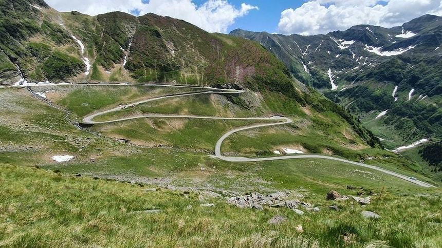 Drumarii anunţă că Transfăgărăşanul se va deschide în următoarele două săptămâni