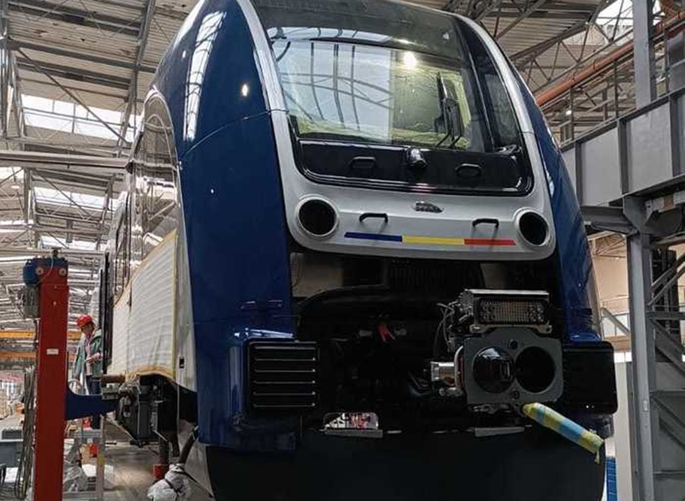 Primul tren produs de polonezi pentru România intră în ţară