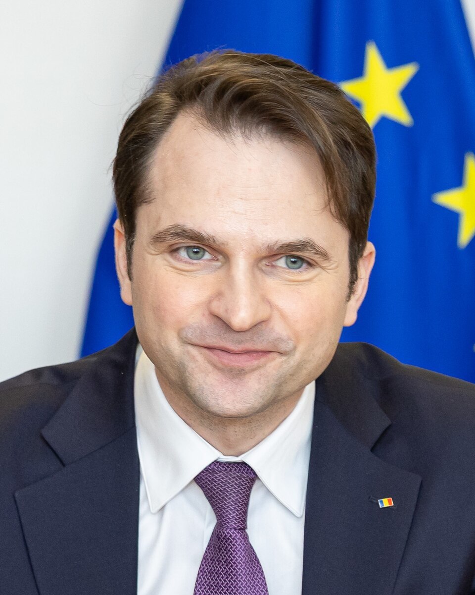 Ministerul Energiei se reorganizează: reduceri de 25% a cheltuielilor salariale şi economii de peste 10 milioane lei anual
