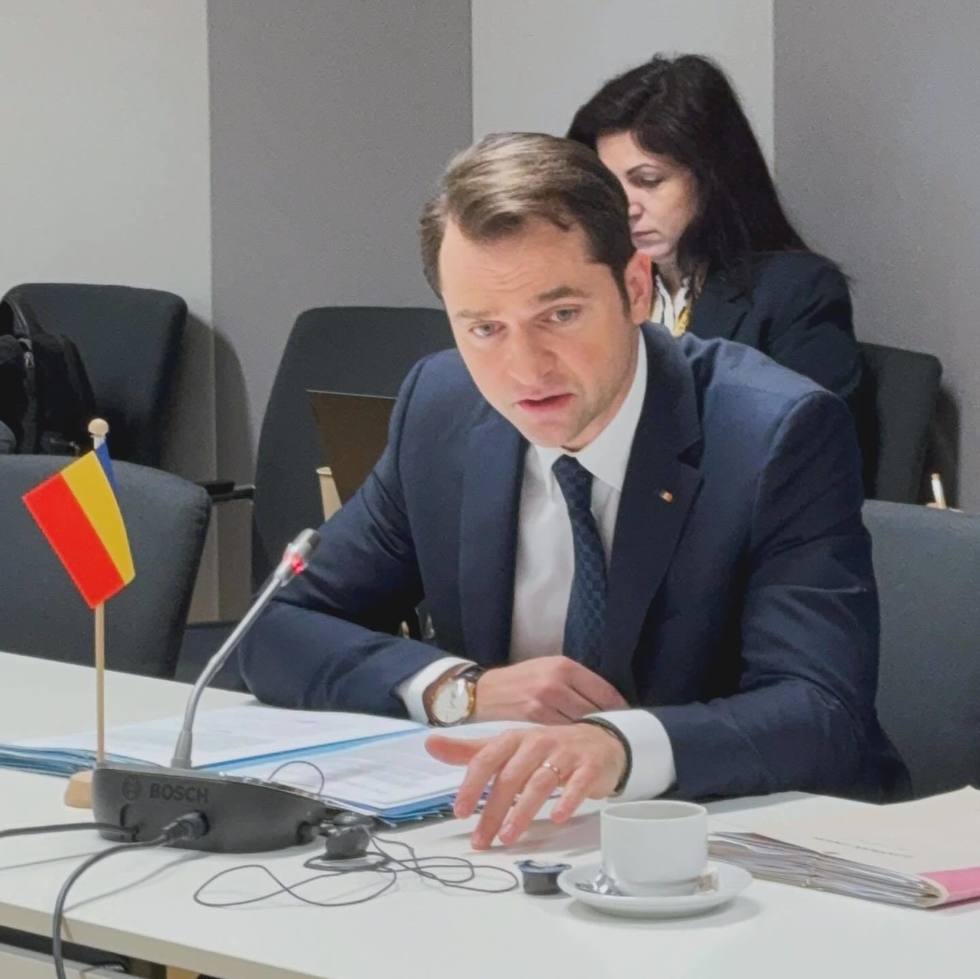 Ministerul Energiei anunţă reducerea cu 25% a cheltuielilor salariale şi desfiinţarea a 91 de posturi