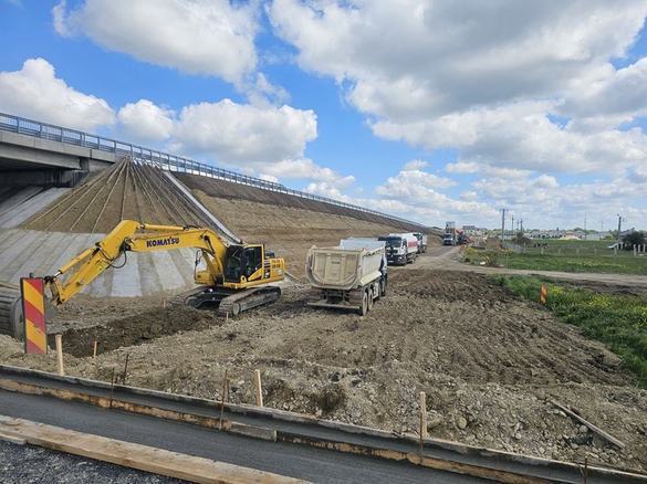 Un nou tronson de autostradă va fi deschis. Pe unde vor putea circula şoferii în curând, fără oprire