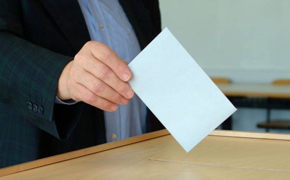 The Guardian: Europa se pregăteşte pentru o „super duminică” electorală