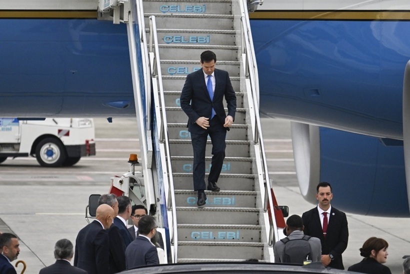 Marco Rubio a sosit la Istanbul, pentru a participa la o reuniune trilaterală Ucraina-Turcia-SUA, înaintea unei reuniuni trilaterale Ucraina-Rusia-Turcia, la care nu participă