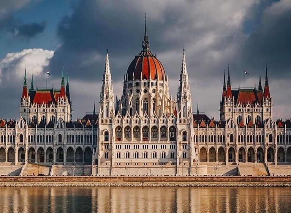 Deputaţii de la Budapesta au aprobat proiectul de lege pentru a părăsi Curtea Penală Internaţională