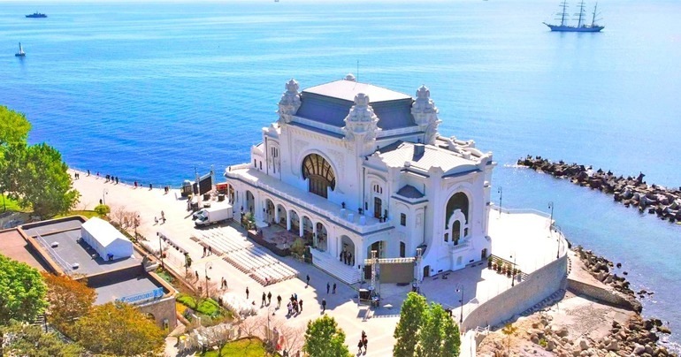 Cât costă o vizită în Cazinoul din Constanţa după restaurare