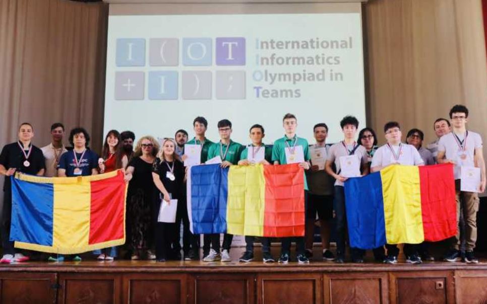 Elevii români au obţinut trei medalii la Olimpiada Internaţională de Informatică pe Echipe