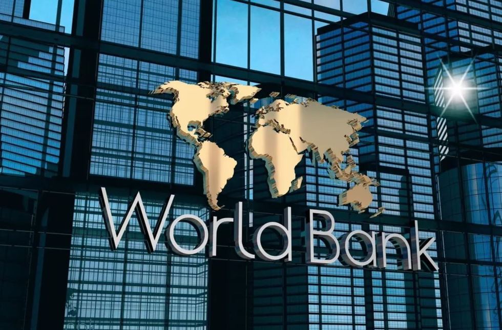 Banca Mondială a revizuit în scădere previziunile privind evoluţia economiei României în 2025 şi 2026