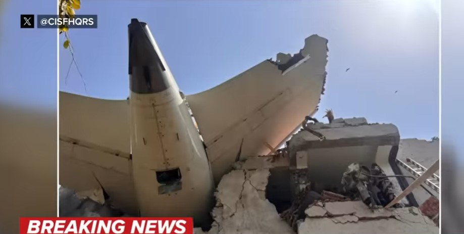 VIDEO. Tragedia aviatică din India - 242 de pasageri la bord, există un singur supravieţuitor/ Avionul s-a prăbuşit într-o zonă rezidenţială / MAE: Nu sunt cetăţeni români