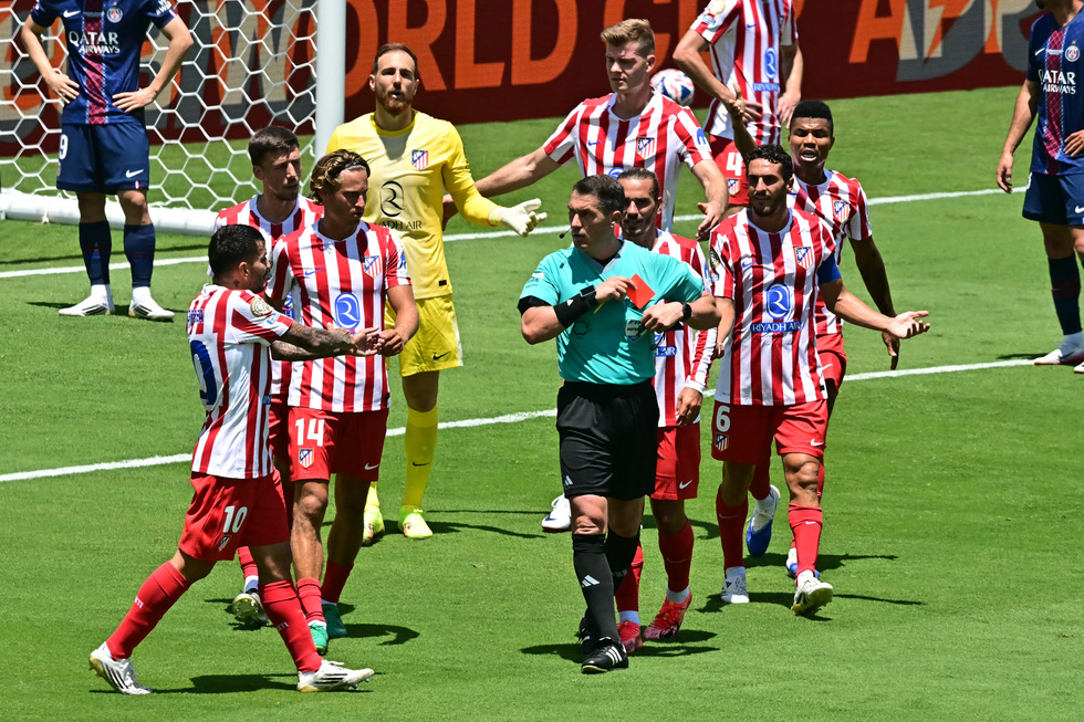 Istvan Kovacs, "măcelărit" de spanioli la CM al cluburilor, după PSG-Atletico