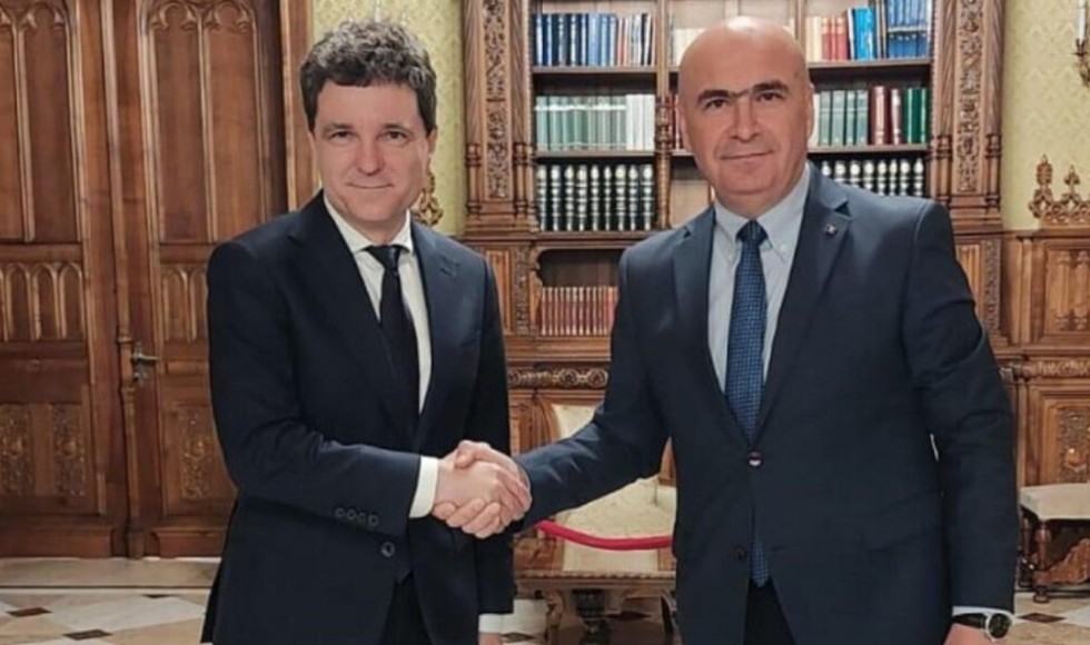 Nicuşor Dan şi Ilie Bolojan nu se înţeleg privind creşterea TVA. Revine în discuţie o nouă variantă de premier 