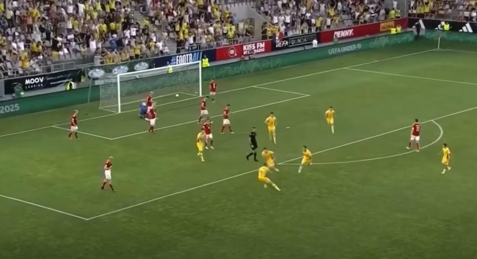 Naţionala U19 s-a calificat în premieră în semifinalele unui campionat european. Tricolorii lui Ion Marin au spulberat Danemarca şi vor juca cu Olanda pentru un loc în finală