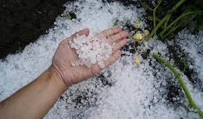 Fenomenele meteo extreme în România vor fi tot mai dese şi tot mai violente/ Climatolog: Ar trebui să nu le mai privim ca pe nişte excepţii