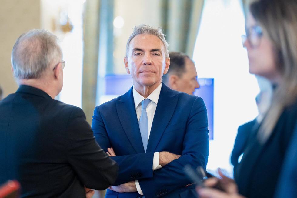 Dragoş Anastasiu: „Am avut zece zile să tragem frâna de mână a unei maşini care se îndrepta în zid”