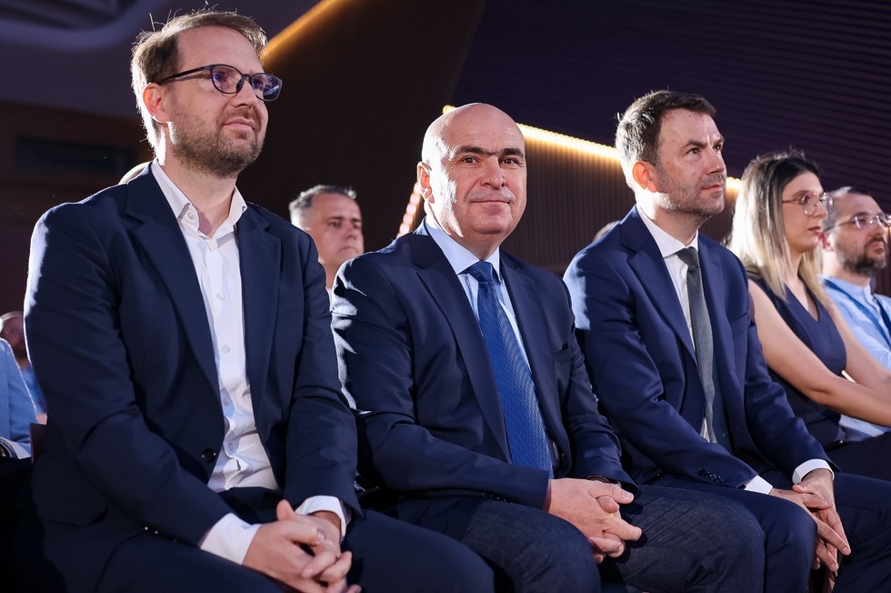Dominic Fritz: "Susţinem fără să clipim reformele anunţate ca parte a pachetului 2 de măsuri ale Guvernului. Pentru multe dintre ele ne luptăm de mulţi ani"