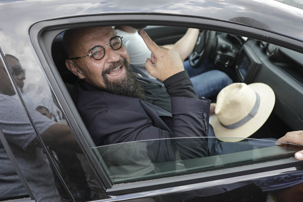 Piedone, demis de Bolojan din funcţia de preşedinte al ANPC ca urmare a anchetei DNA. Vicepreşedintele Autorităţii, Sebastian Ioan Hotca, numit interimar