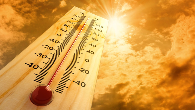 Caniculă extremă în România. Sâmbătă ar putea fi cea mai fierbinte zi: 42°C la umbră. Când se mai răceşte

