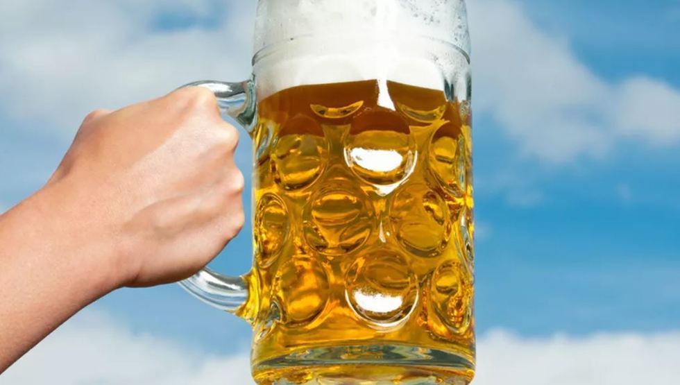 Germanii beau mai puţină bere ca oricând