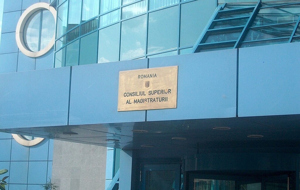 CSM: Activitatea de judecare a dosarelor suspendată în Tribunale şi Judecătorii, cu excepţia urgenţelor