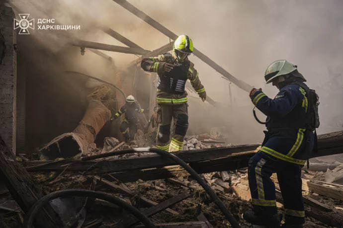 Atacuri puternice în Harkov şi Zaporojie. Preşedintele Poloniei: „Trebuie să facem totul să fim pregătiţi de război” 