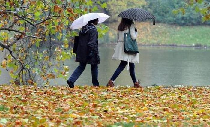 Prognoza ANM: Vreme rece, ploi şi chiar ninsori la munte, toată săptămâna viitoare
