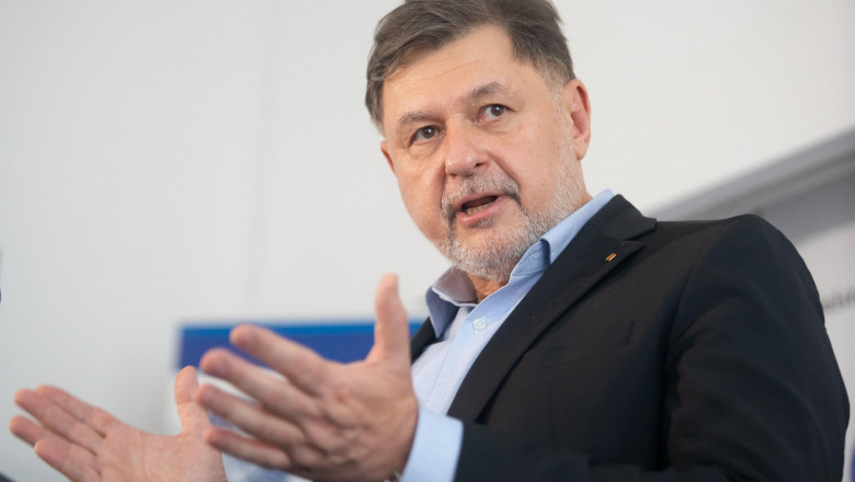 Rafila: „Credeţi că sunt mulţi amatori să fie directori la DSP?” / Salariul e maximum 7.000 de lei, iar medicii câştigă dublu