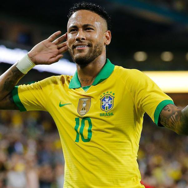 Gazzetta dello Sport: Napoli a analizat timp de luni întregi posibilitatea transferului lui Neymar, dar a renunţat