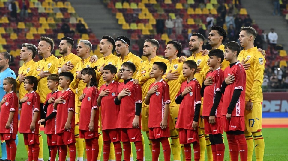 România - Moldova 2-1. Test de moral cu fraţii de peste Prut