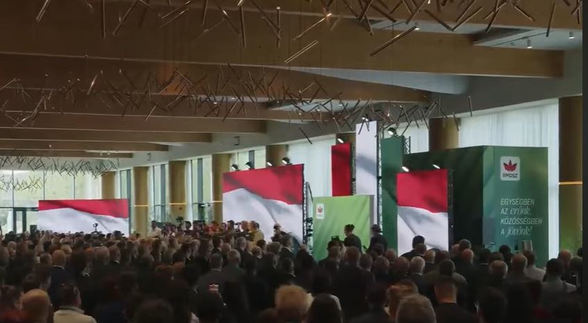  A început Congresul UDMR, la Cluj. Sunt prezenţi premierii României şi Ungariei