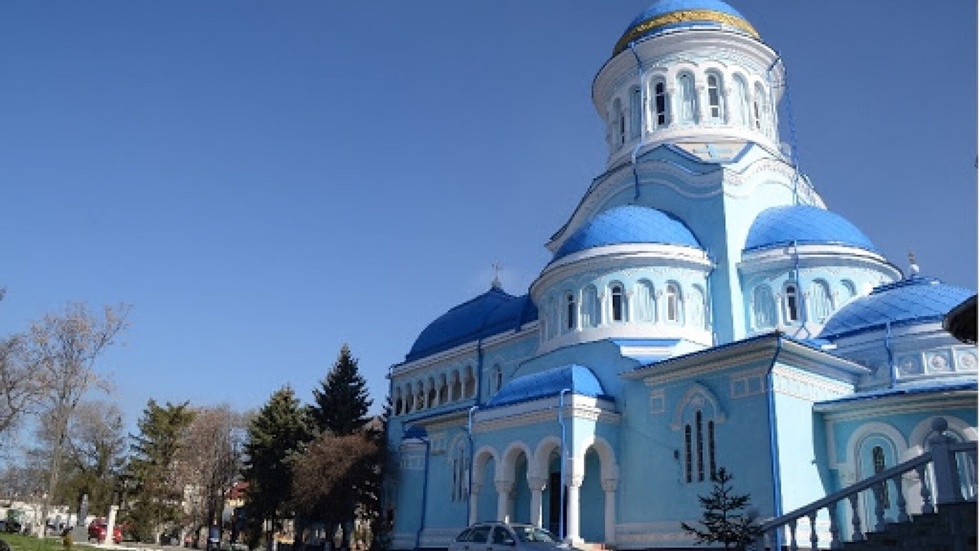 Cum prezintă Reuters disputa dintre ortodocşii moldoveni împărţiţi între Mitropolia Moldovei (pro-rusă) şi cea a Basarabiei (pro-românească)