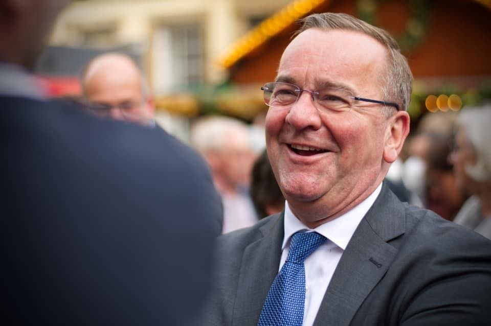 Guvernul precizează că vizita lui Boris Pistorius în România a fost anulată din motive de sănătate