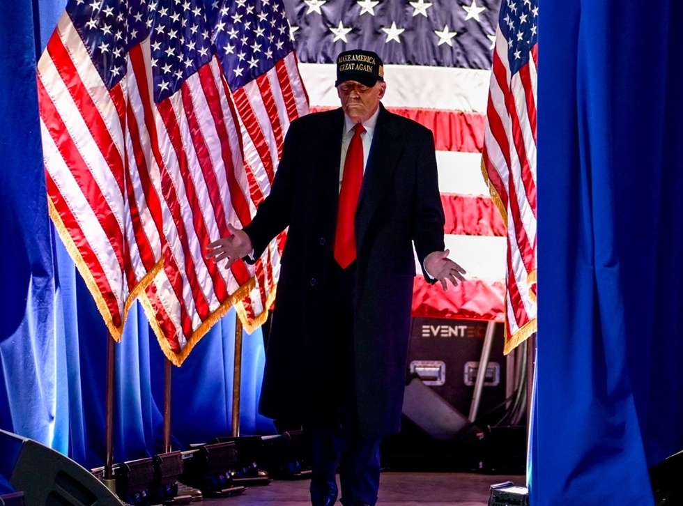 Trump ameninţă Iranul că îl va 'şterge de pe faţa pământului' dacă încearcă să-l asasineze