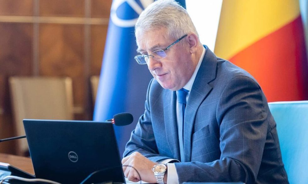 Huzureală în instituţia care păzeşte democraţia. Plimbări cu maşina de la stat, exces de şefime şi sute de concedii medicale – INTERVIU Cotidianul