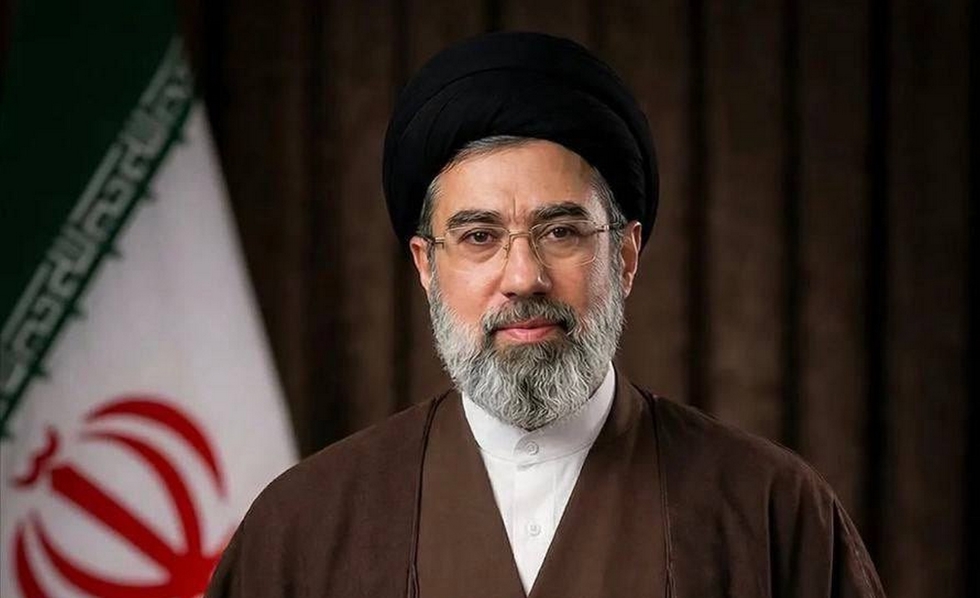 Detalii din culisele armistiţiului dintre SUA şi Iran. Khamenei ar fi comunicat prin bileţele, pentru a nu fi descoperit
