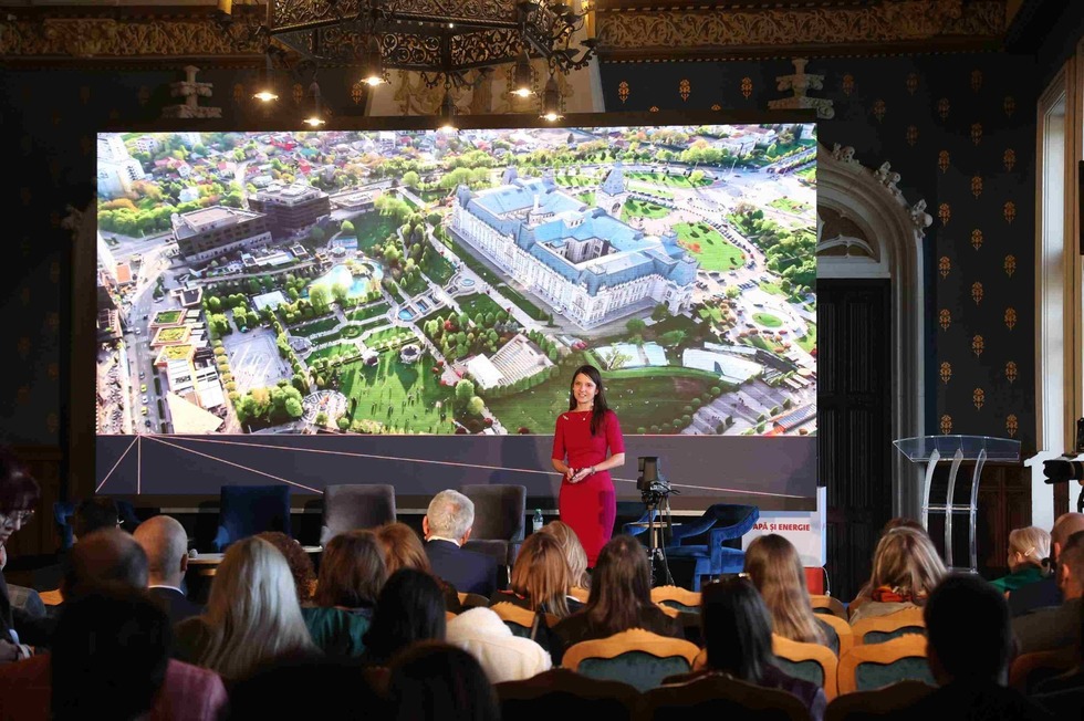 Oraşele fericite se construiesc prin încredere, natură şi mobilitate inteligentă - este concluzia principală a primei zile a TILIA Summit, un forum care şi-a propus să răspundă la o întrebare fundamentală: cum redăm oraşele oamenilor