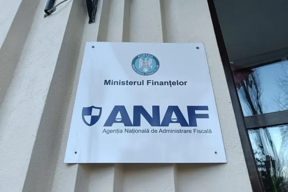 ANAF a descoperit o fraudă de peste 18 milioane de lei în domeniul reciclării. Banii ar fi fost folosiţi inclusiv pentru cumpărarea unui bolid de lux de aproape jumătate de milion de euro