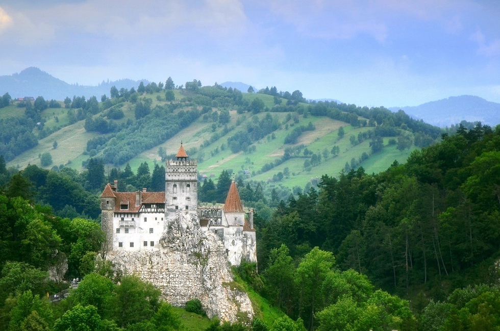 Castelul Bran are un nou proprietar majoritar după o tranzacţie internaţională surprinzătoare. Afaceristul din spatele brandului Elvis Presley a cumpărat 80% din compania de administrare