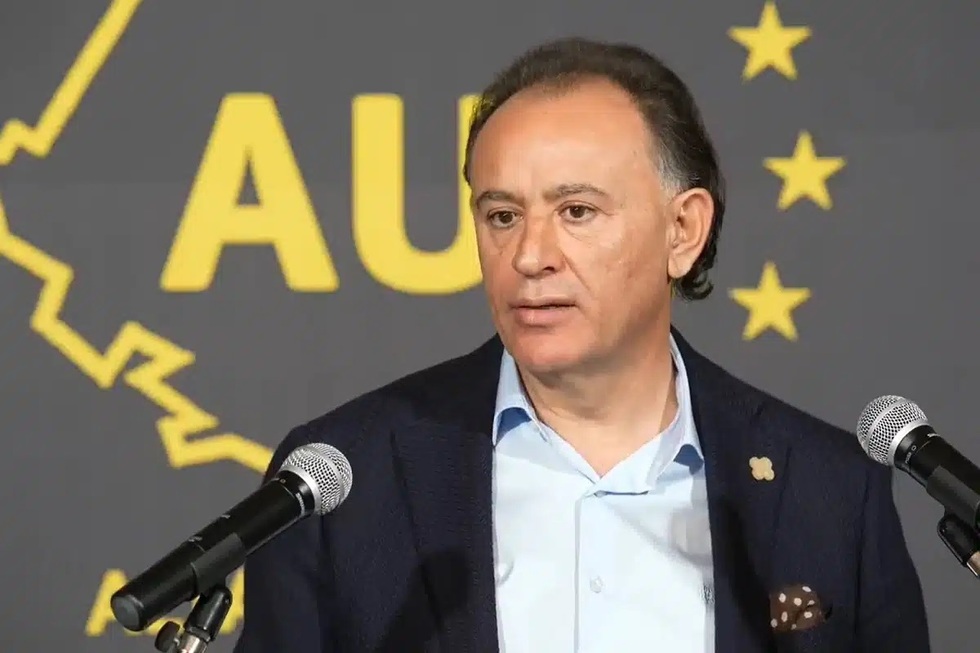 Mohammad Murad spune că AUR va pune pe masă un plan economic la consultările de la Cotroceni. „Nu mai putem continua doar cu negocieri pentru funcţii”