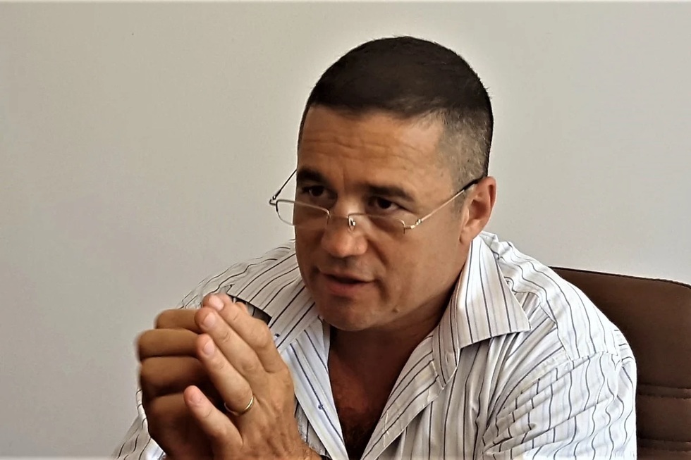 Procurorii Teodor Niţă şi Gigi Valentin Ştefan ajung în arest preventiv. Măsura a fost dispusă pentru 30 de zile