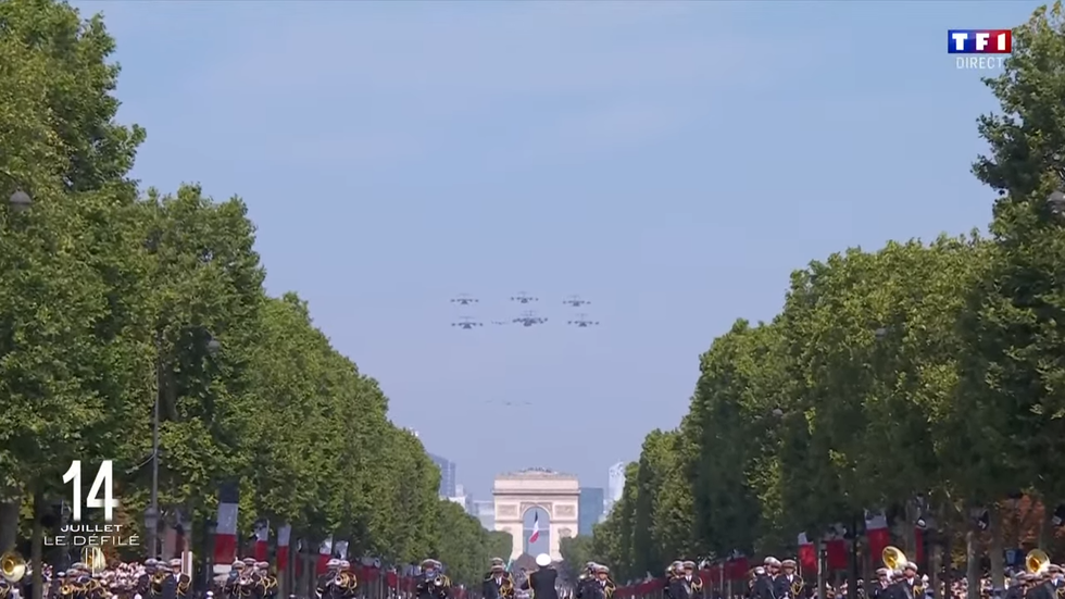 VIDEO. Parada de Ziua Franţei, prezidată pentru ultima dată de Emmanuel Macron. România participă cu Brigada 30 Gardă