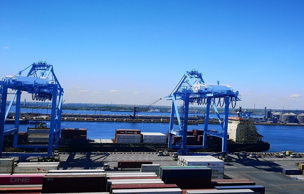 Portul Constanţa intră în era apărării antidronă. Două sisteme autonome vor monitoriza ameninţările maritime