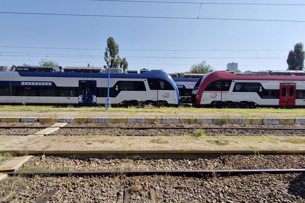 Primele trenuri electrice PESA intră în circulaţie în România. „Este un moment istoric pentru calea ferată românească”